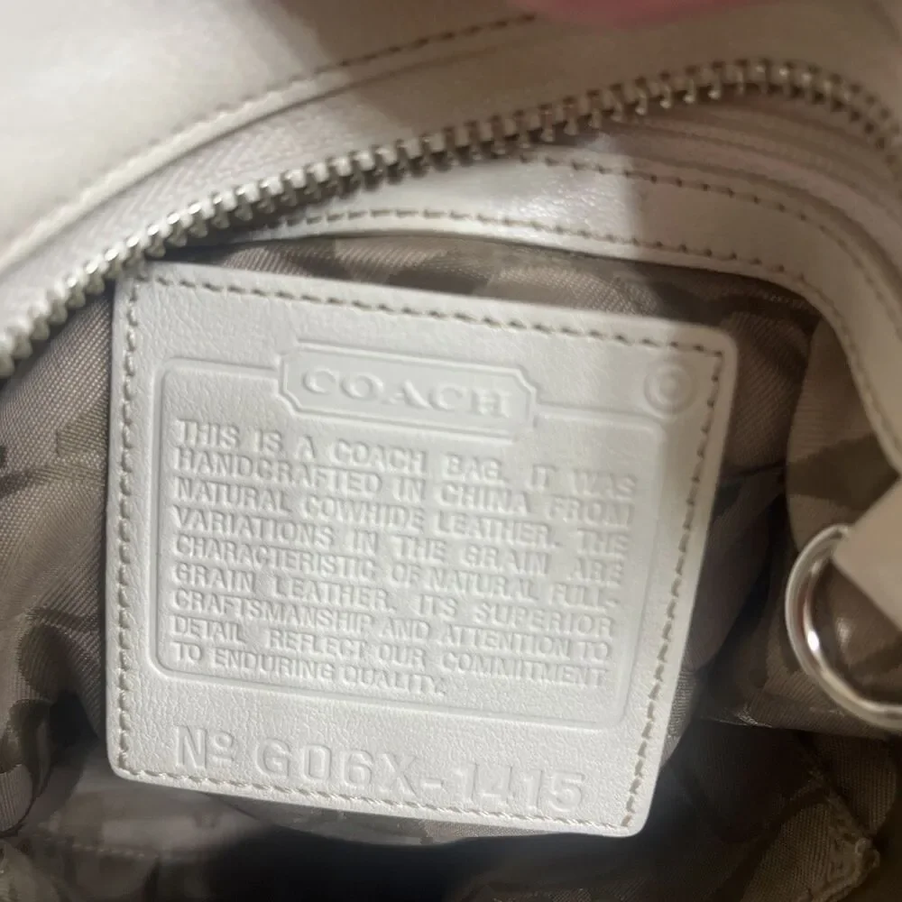COACH Women's Legacy 1415 Shoulder Bag/Purse Adjustable Strap Tassel Off-White